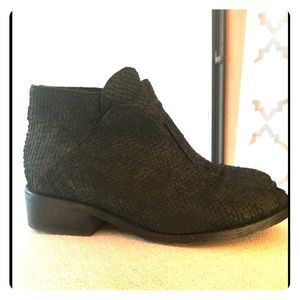 Eileen Fisher boots